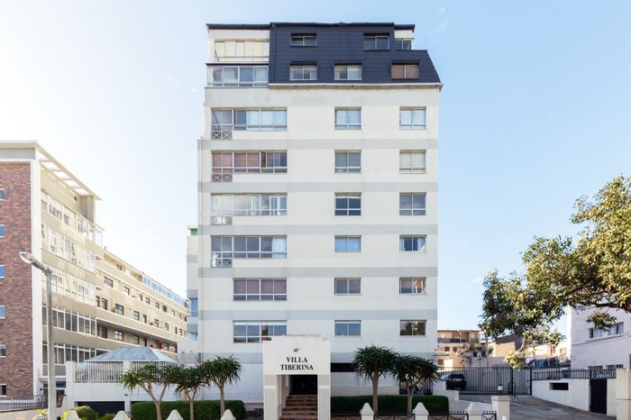 For Sale: Sea Point Apartment with 2 Bedrooms, Parking, and Investment Potential.