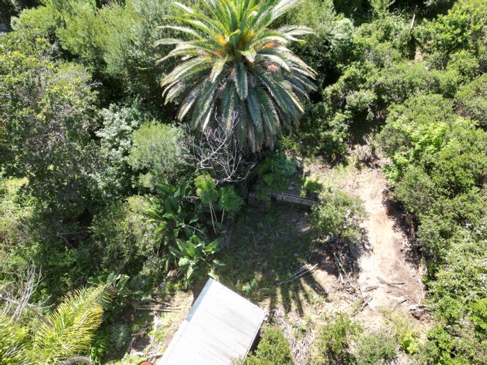 Knysna Heights: For Sale - 1022 sqm vacant land with mountain views, near green belt.