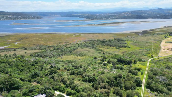 Vacant Land Residential in Brenton On Lake For Sale – 8.5 hectares, utilities available.