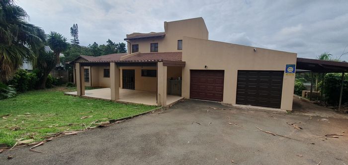 For Sale: House in Richem with 4 bedrooms, game room, pool, and double garage.