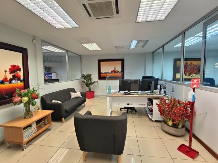 For Sale: Office in Empangeni Central with parking, reception, and security features.