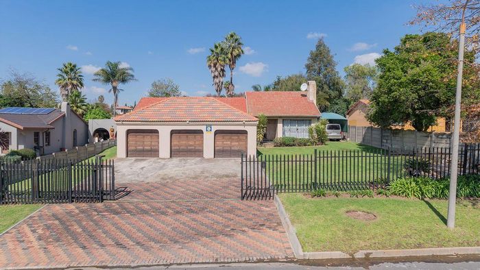 For Sale: House in Birch Acres with pool, 4-car garage, and spacious yard.