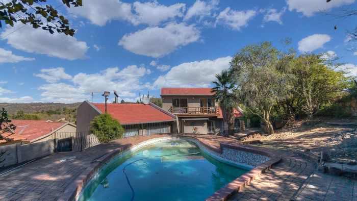 Ridgeway House For Sale: 4 Bedrooms, Pool, Loft Room, Double Garage, Ample Parking.