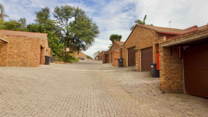 For Sale: 3-Bedroom Townhouse in Moreleta Park with garden, garage, and secure complex.