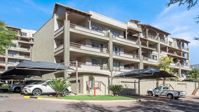 For Sale: Morningside Apartment with clubhouse, gym, pool, and 24-hour security.