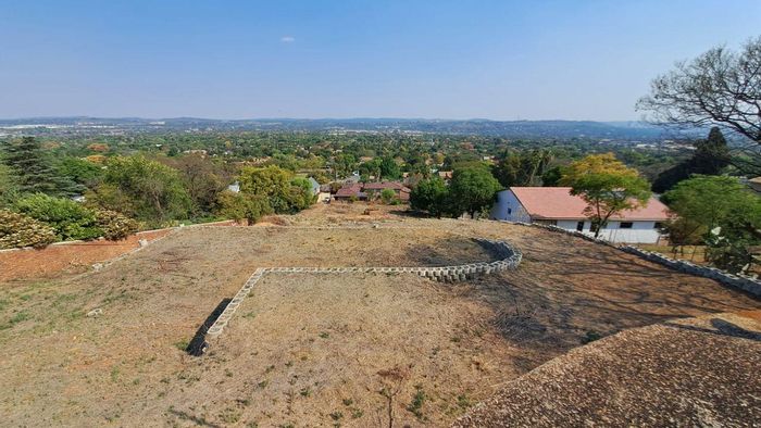For Sale: 4,615m² Vacant Residential Land in Waverley with approved building plans.