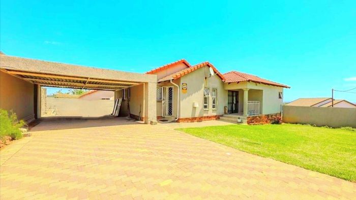 Five-bedroom house for sale in Cosmo City with ample parking and secure environment.