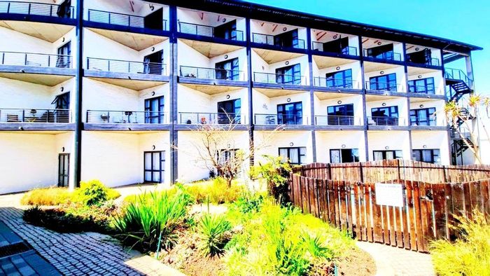 City & Suburban Apartment For Sale: Ideal for students, close to amenities and security.