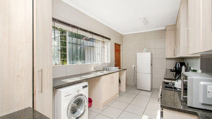 For Sale: 4-bedroom house in Randpark Ridge with pool, garage, and spacious yard.