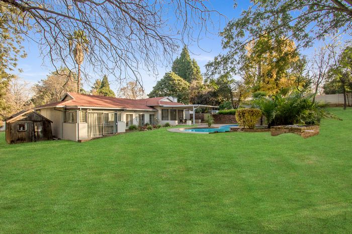 Spacious 4-bedroom house in Randpark with pool, garden, and income potential. For Sale.