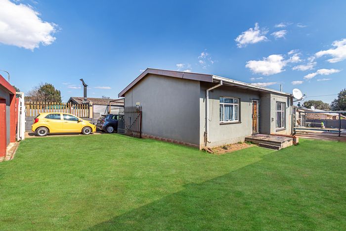 Sophiatown House For Sale: 3 bedrooms, pool, garden, and garage extension underway.