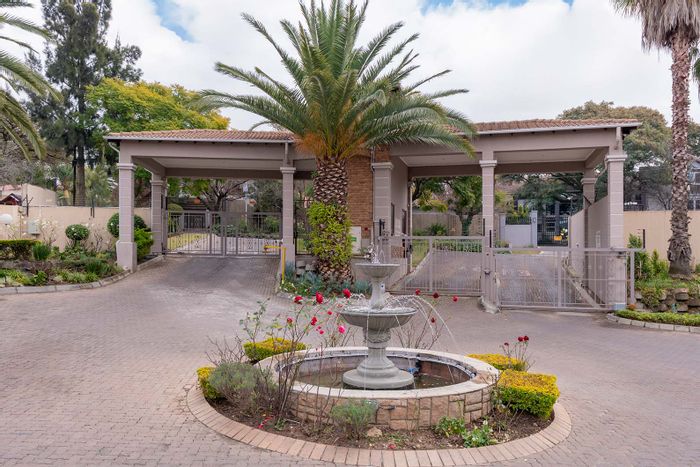 For Sale: Sandringham Townhouse with private yard, pool, and double garage.