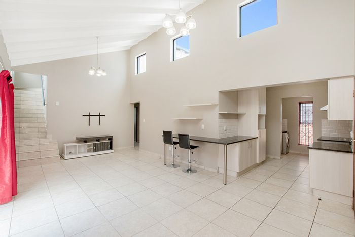 For Sale: Cluster in Summerset with 24-hour security, garden, and garage access.