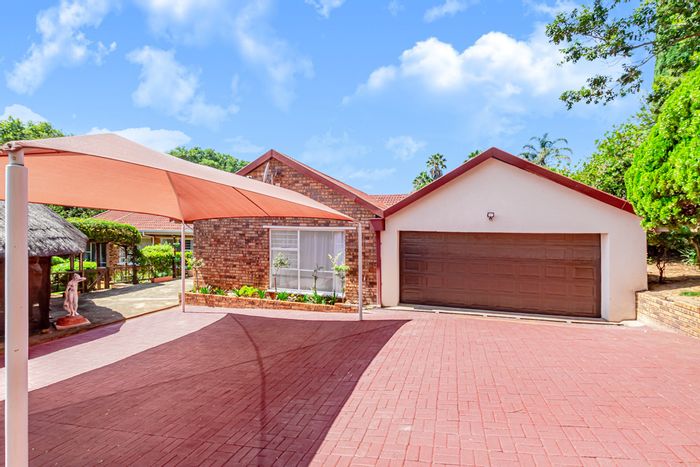 Rant En Dal House For Sale: 4 Bedrooms, Flatlet, Spacious Garden, 5 Parking Spaces.