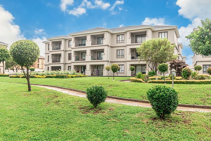 For Sale: Apartment in Carlswald with pool, security, and great views.