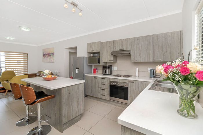 For Sale: Apartment in Carlswald with gym, pool, and secure lifestyle estate.