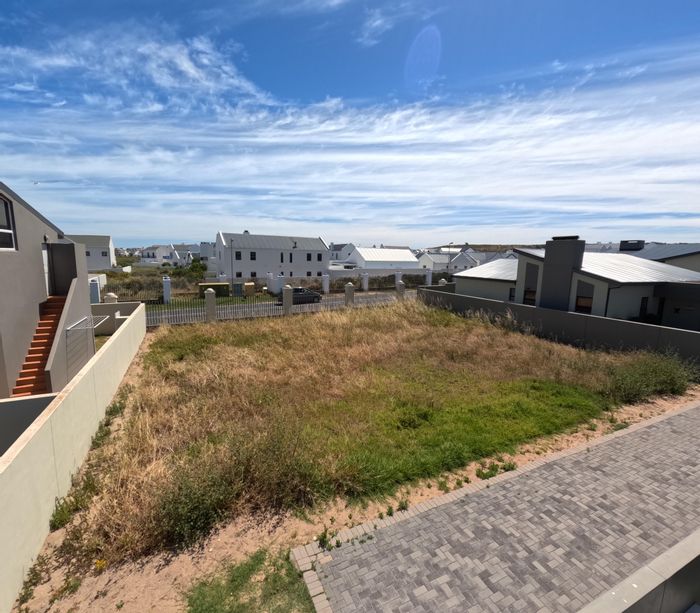 Vacant Land Residential for Sale in Sunset Estate - Secure community, sea views, flexible building.