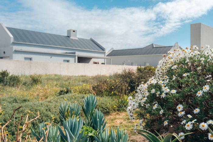 Vacant Land Residential For Sale in Laguna: 450m2 near beach, mall, and medical center.