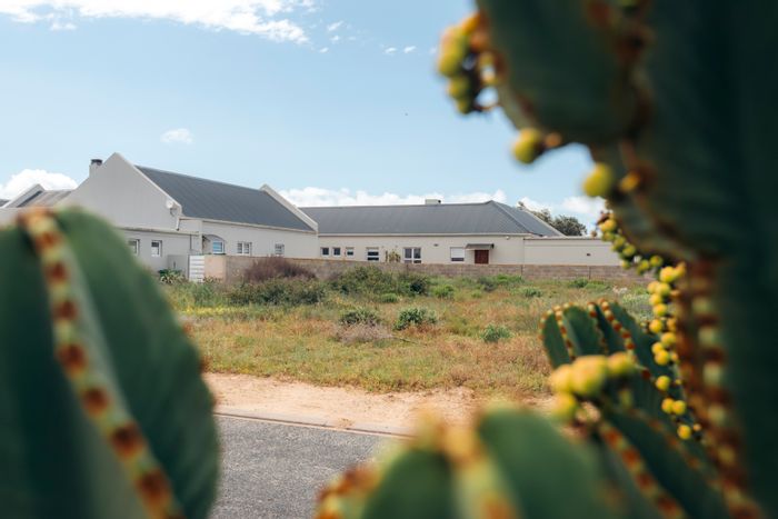 Vacant Land Residential For Sale in Laguna: 490m², secure community, near beach and amenities.