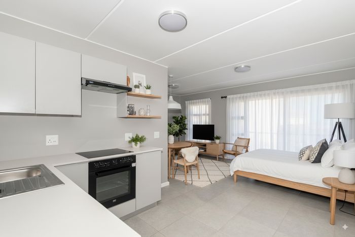 For Sale: Apartment in Laguna with balcony, parking, near beach and mall.