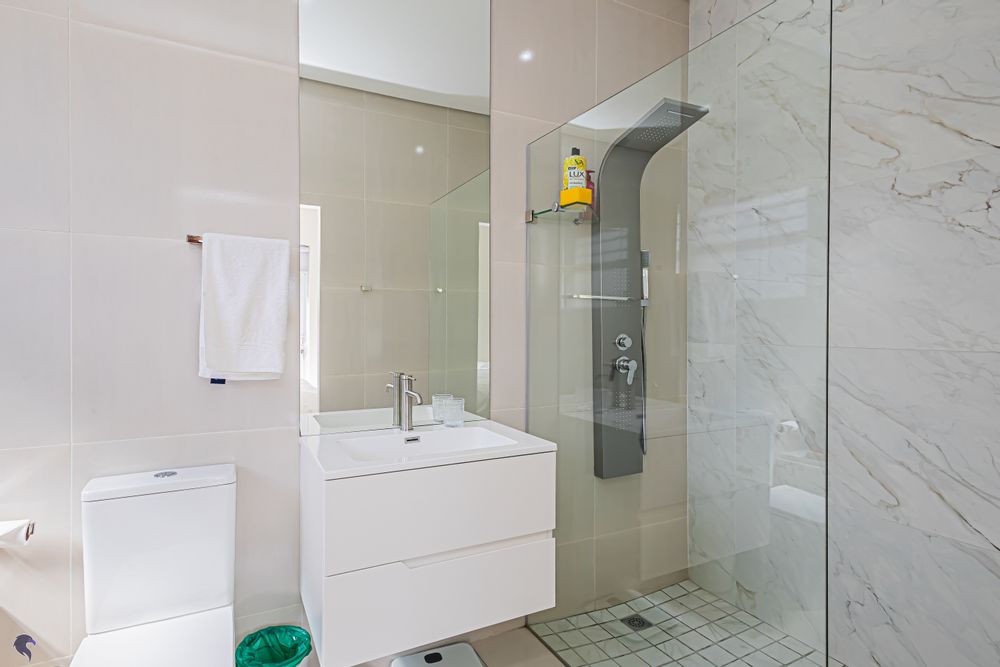 Unit C Bedroom 2 En-Suite