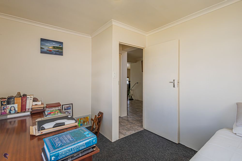 Study / 5th Bedroom (Downstairs)