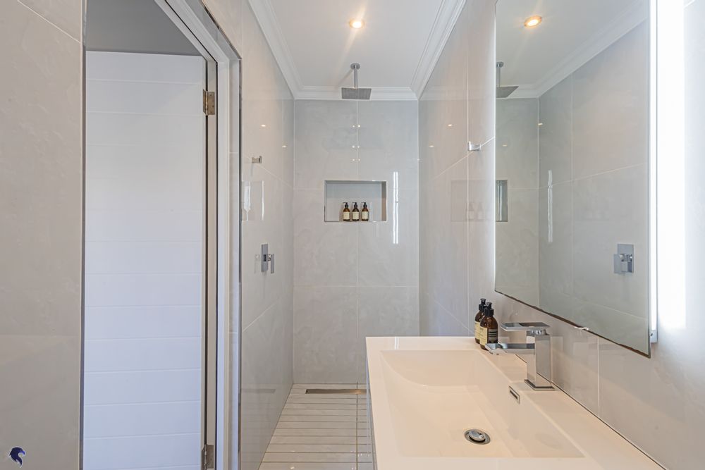 Fourth Bedroom En-Suite