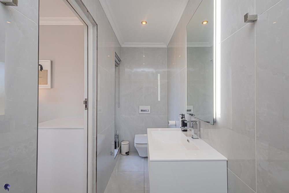 Third Bedroom En-Suite