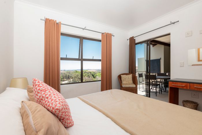 Langebaan Country Estate Apartment For Sale: 3 beds, braai area, golf access.