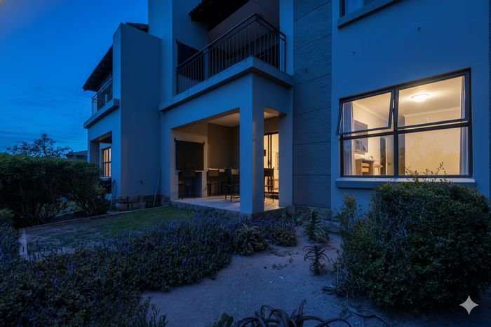 Langebaan Country Estate Apartment For Sale: 3 beds, garden, garage, access to amenities.