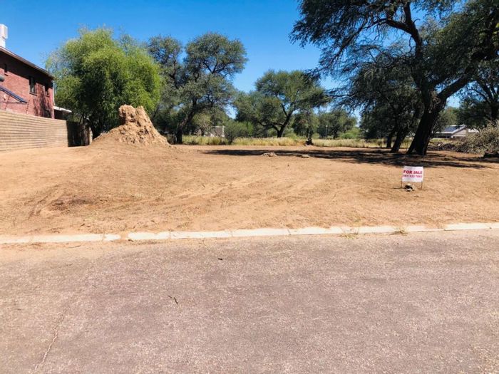 Vacant Land Residential For Sale in Okahandja Central, 920 m² with natural surroundings.