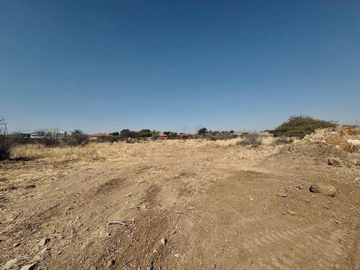 For Sale: Vacant Residential Land in Bendor, 5234m², ready for development.