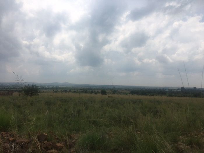 Vacant Land Residential For Sale in Van Der Hoff Park, 3.84 hectares available.