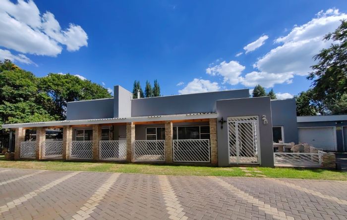 For Sale: Spacious 4-Bedroom House in Baillie Park with Pool and Solar.