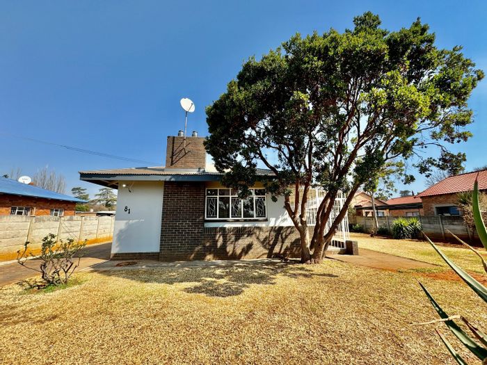 For Sale: House in Potchefstroom Central with 4 bedrooms, garage, and entertainment patio.