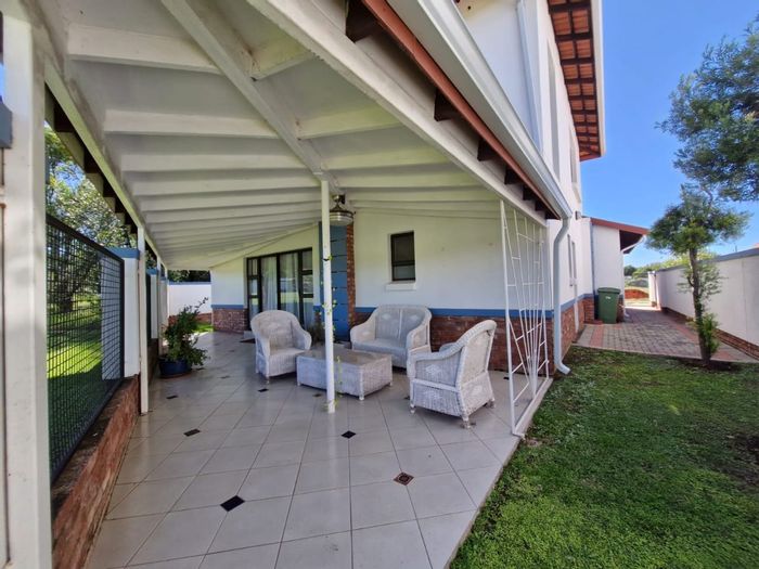 For Sale: House in Van Der Hoff Park with 3 bedrooms, garden, and garage.