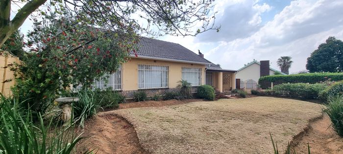 4-Bedroom House For Sale in The Hill with spacious layout and outdoor oasis.