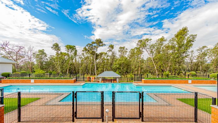 2-Bedroom Apartment To Rent in Modderfontein with gym, pool, and 24-hour security.