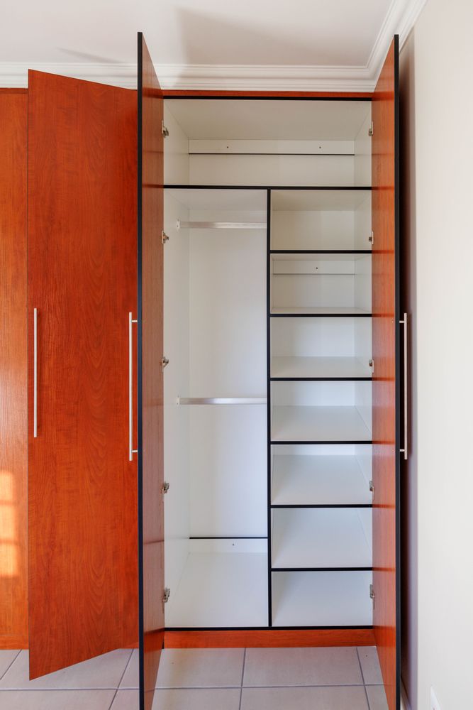 ample hanging and packing space