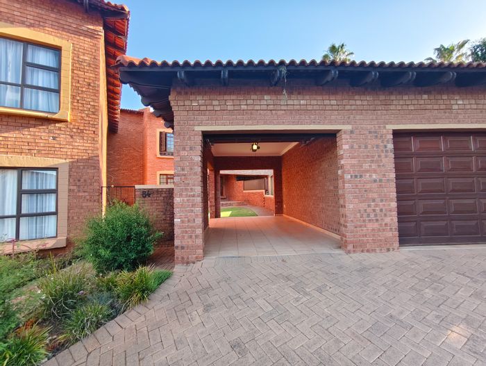 Townhouse for Sale in Dan Pienaar: Secure living, private garden, community-focused estate.