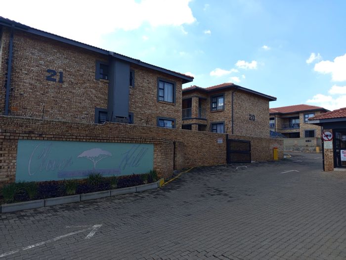 Cloverdene Apartment To Rent: 2 beds, prepaid utilities, pet-friendly, free parking.