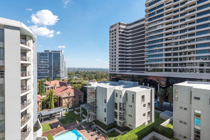 For Sale: Morningside Apartment with 2 Bedrooms, Pool, Security, and Balcony.