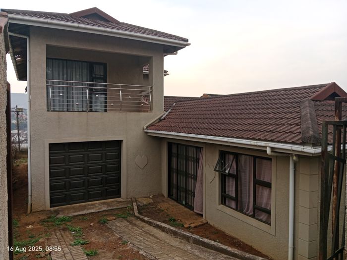 Northdale House For Sale: 4 Bedrooms, 2 Bathrooms, Near Schools and Shops.
