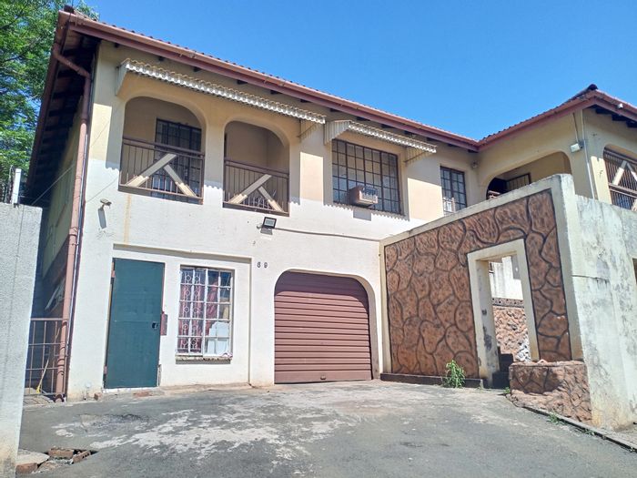 Raisethorpe House For Sale: 3 beds, 2 outbuildings, rental income potential.