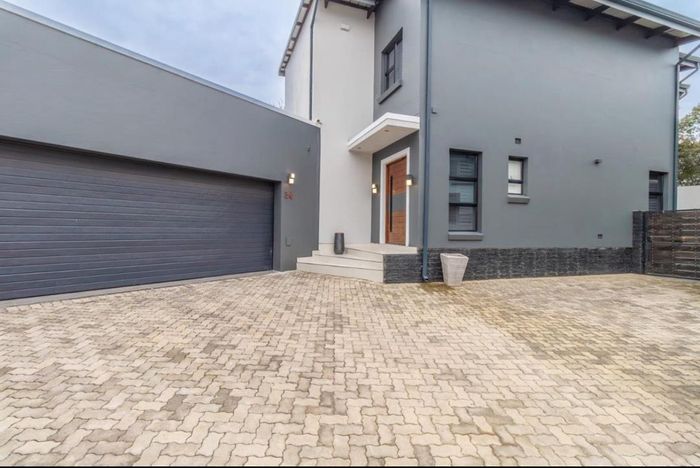 For Sale: Townhouse in Craigavon with pool, security, and rental income potential.