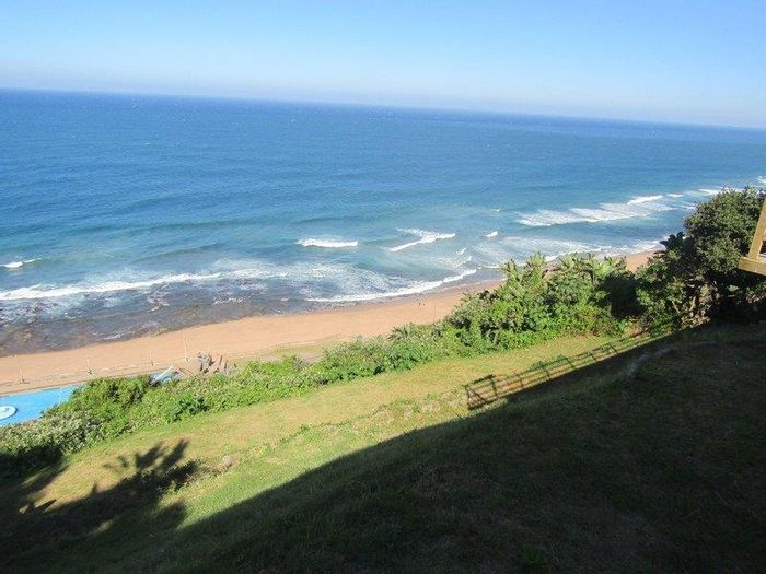 Brighton Beach House For Sale: Ocean views, versatile living, and investment potential.