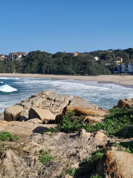 Coastal apartment for sale in Ramsgate, near beach and dining options.