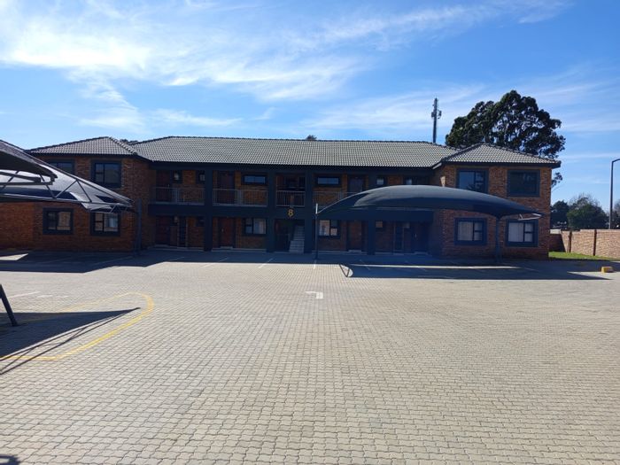 Cloverdene Apartment To Rent: 2 beds, prepaid utilities, pet-friendly, secure parking.