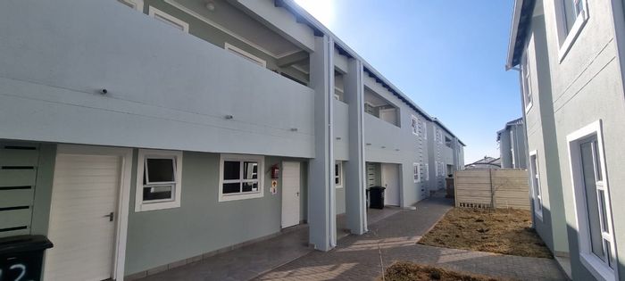 2-Bedroom Apartment To Rent in Alliance with prepaid electricity and ample parking.