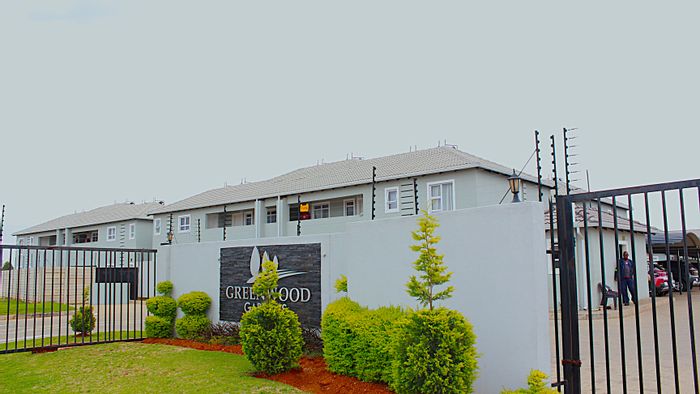 Two-bedroom apartment to rent in Daveyton with 24/7 security and amenities.